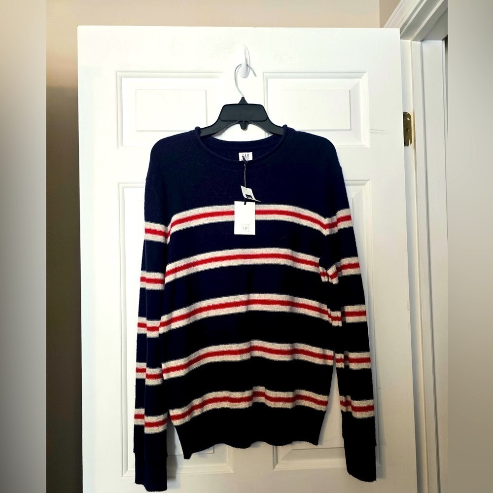 Gap Men’s Merino Wool Blend Striped Sweater Size Medium NEW Navy Red Gray
